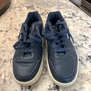 Gently used Reebok tennis shoes boys size 1. Navy blue